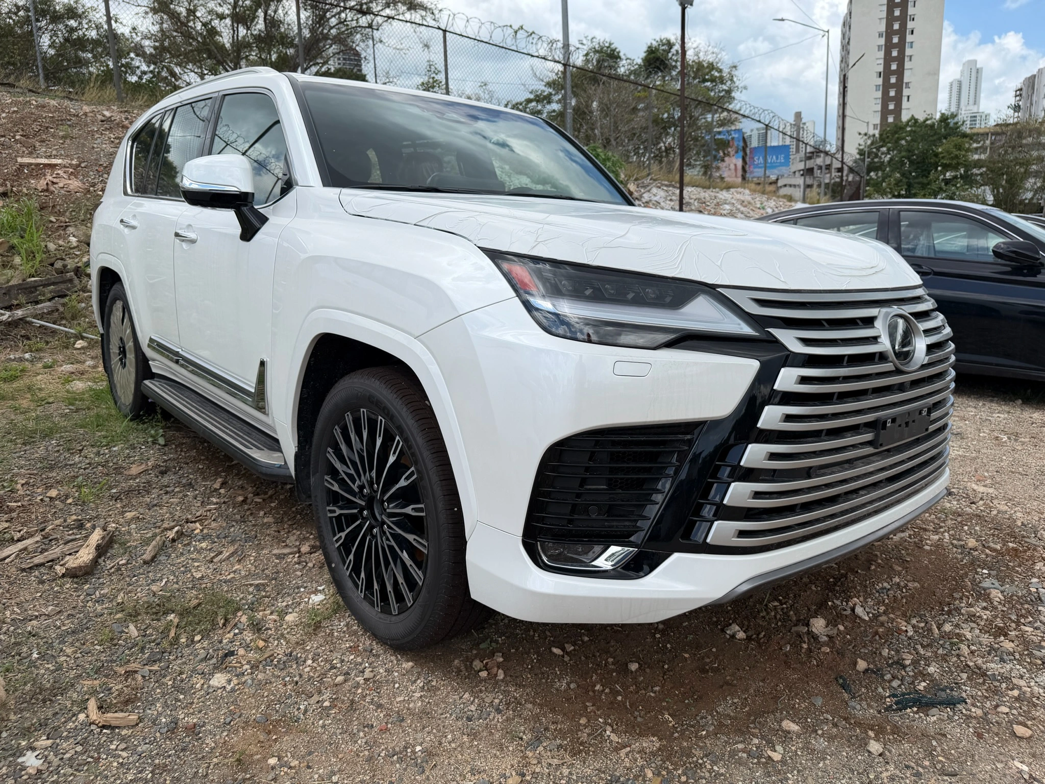 LEXUS LX700H ULTRA LUXURY V6 3.5 TWIN TURBO HIBRIDO A/T